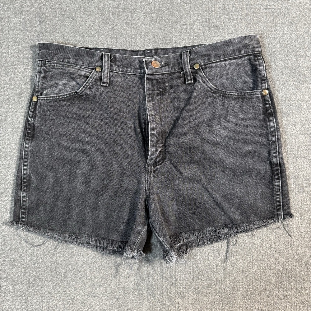 Wrangler Cut-Off Shorts Women's Size 32 (Tag 34) Black Frayed Cowgirl Cheeky